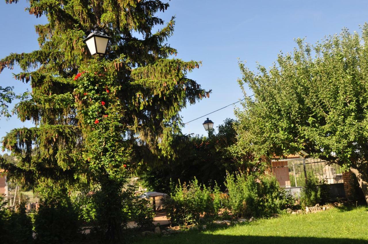 Вилла El Jardin De Manuela Сантибаньес-дель-Валь Экстерьер фото